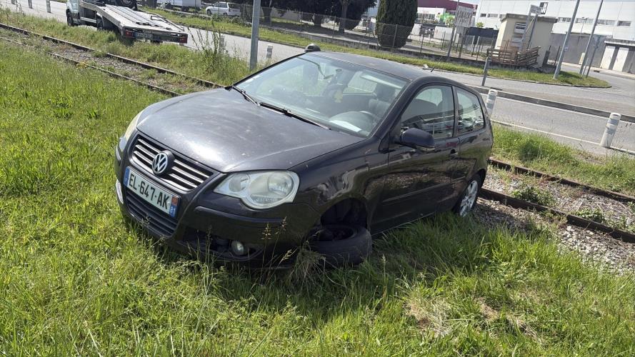 Image Optique avant principal gauche (feux)(phare) - VOLKSWAGEN POLO 4