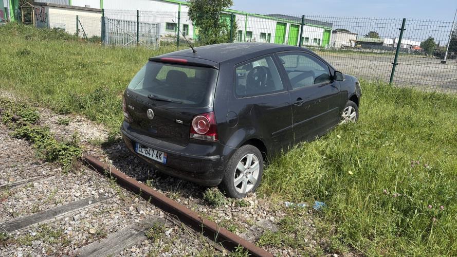 Image Optique avant principal gauche (feux)(phare) - VOLKSWAGEN POLO 4