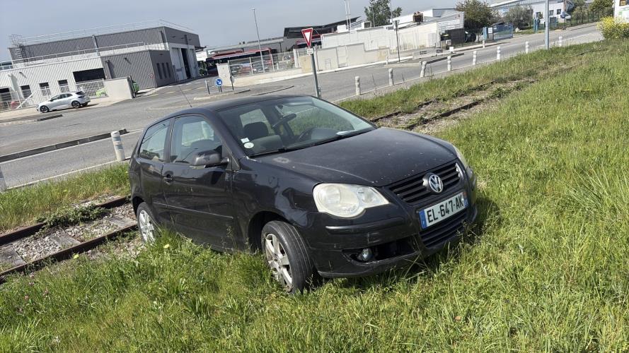 Image Optique avant principal gauche (feux)(phare) - VOLKSWAGEN POLO 4