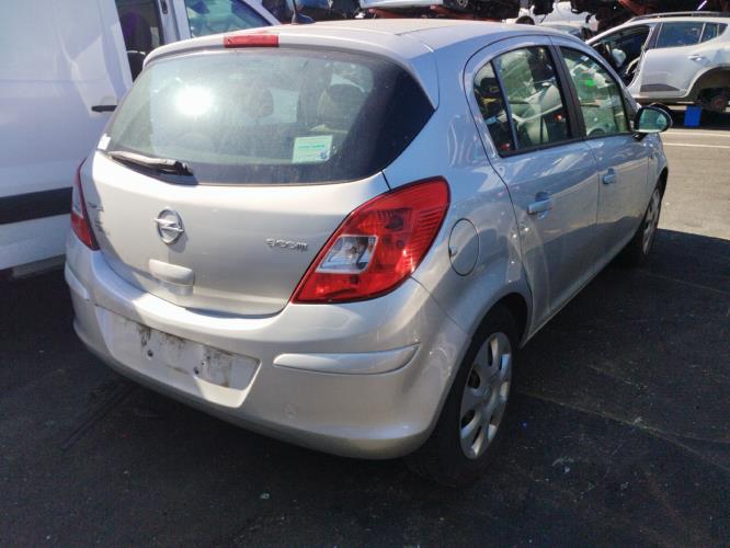 Image Train arriere complet - OPEL CORSA D