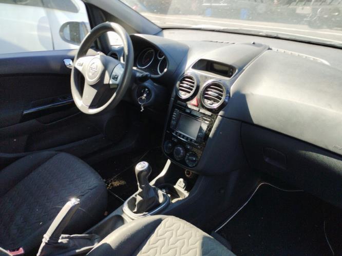 Image Train arriere complet - OPEL CORSA D