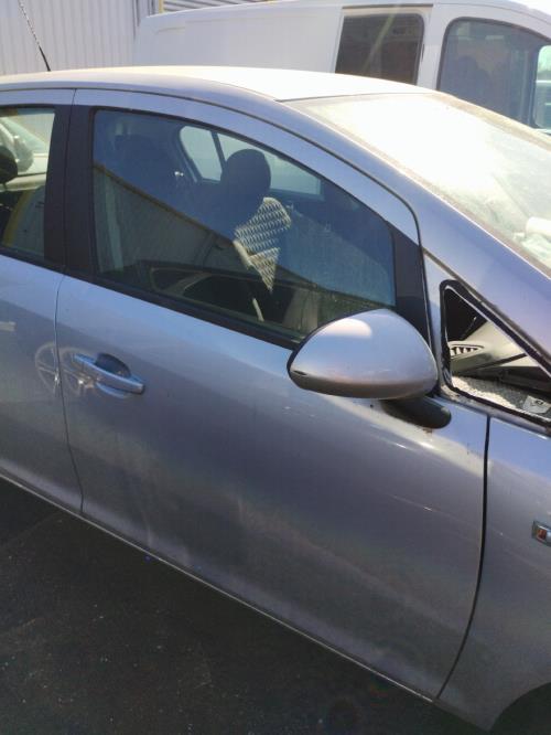 Image Train arriere complet - OPEL CORSA D