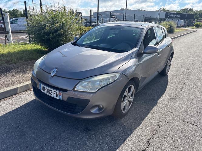 Image Aile avant droit - RENAULT MEGANE 3