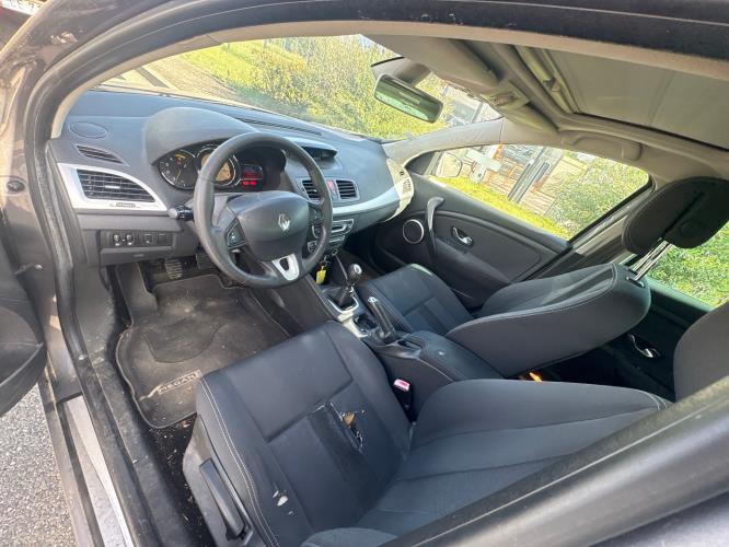 Image Aile avant droit - RENAULT MEGANE 3