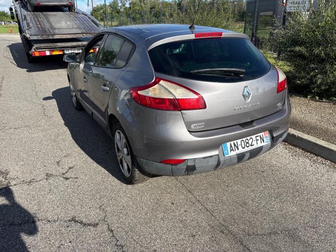 Image Aile avant droit - RENAULT MEGANE 3