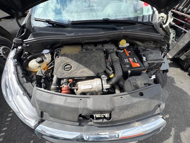 Image Moteur - PEUGEOT 208 1