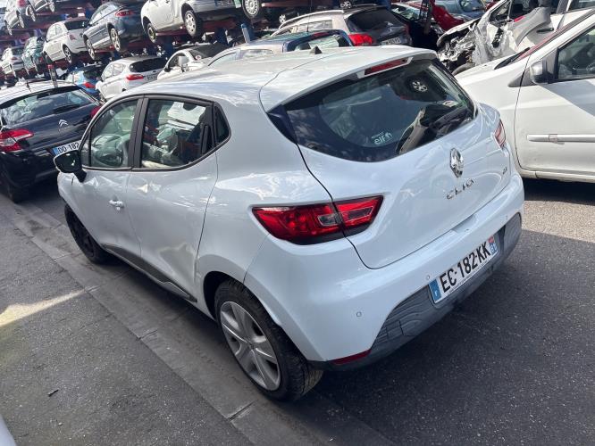 Image Pare choc arriere - RENAULT CLIO 4