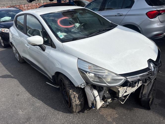 Image Pare choc arriere - RENAULT CLIO 4