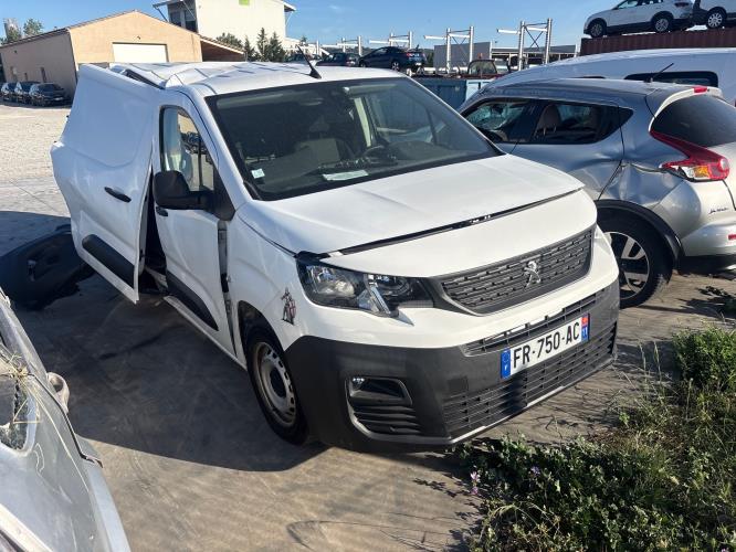 Image Pare choc avant - PEUGEOT PARTNER 3