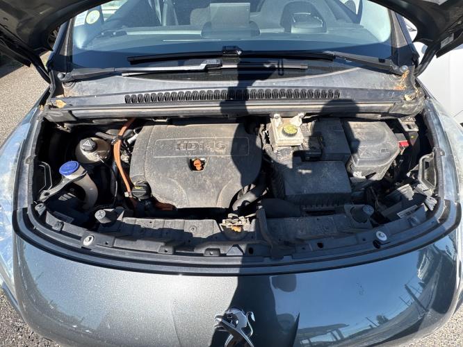 Image Capot - PEUGEOT 3008 1
