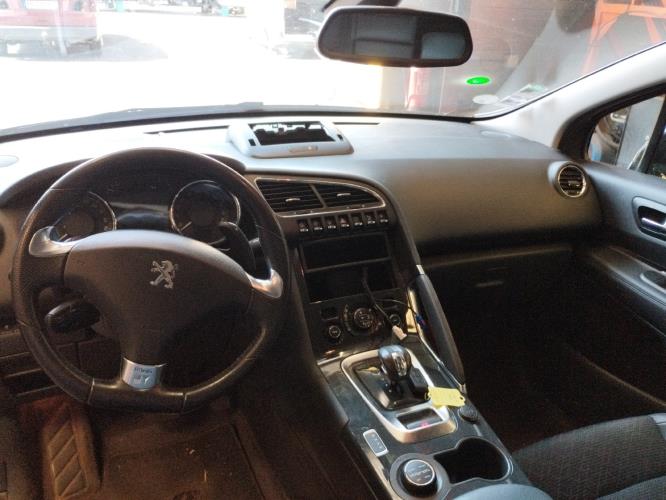 Image Capot - PEUGEOT 3008 1