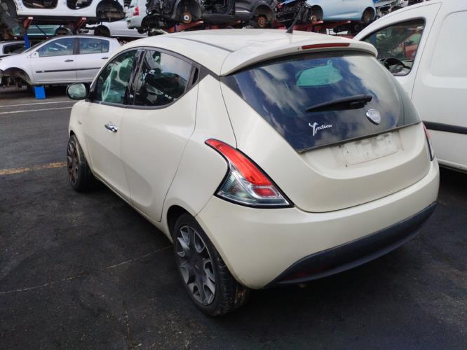 Image Feu arriere principal gauche (feux) - LANCIA YPSILON 5