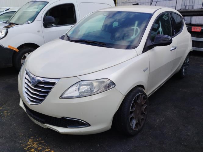 Image Feu arriere principal gauche (feux) - LANCIA YPSILON 5