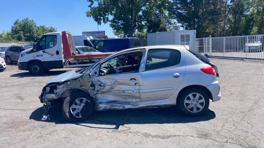 Image Pare choc arriere - PEUGEOT 206+