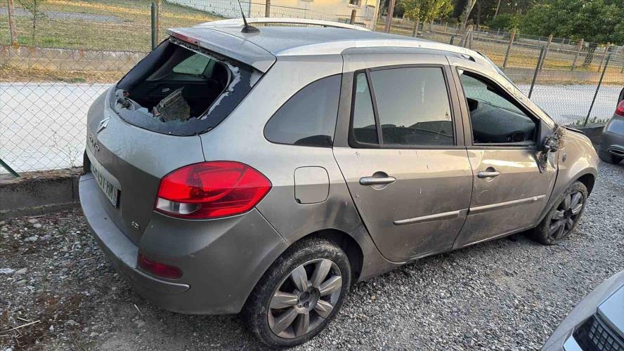 Image Feu arriere principal droit (feux) - RENAULT CLIO 3