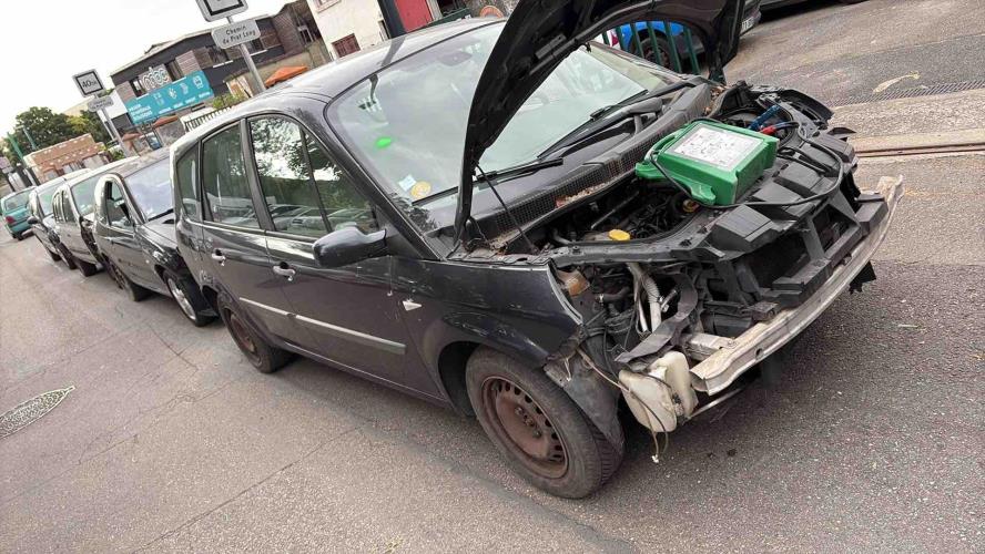 Image Renfort pare choc avant (traverse) - RENAULT GRAND SCENIC 2
