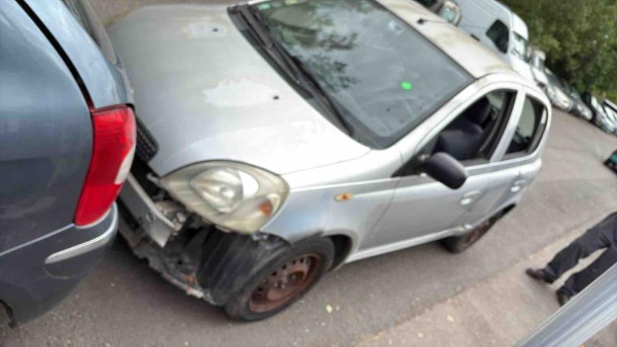 Image Feu arriere principal gauche (feux) - TOYOTA YARIS 1