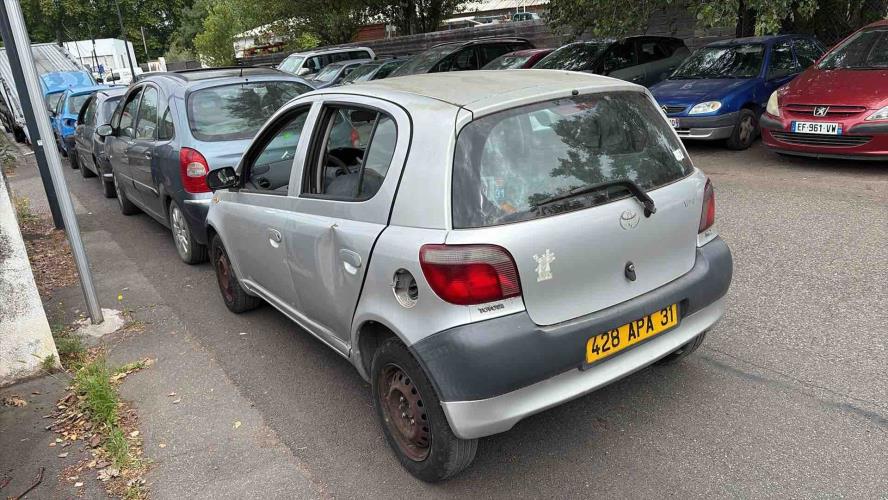 Image Feu arriere principal gauche (feux) - TOYOTA YARIS 1