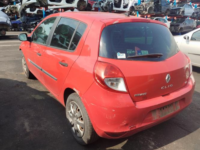 Image Eclairage de plafonnier - RENAULT CLIO 3
