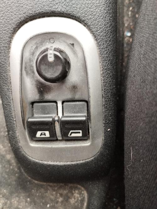 Image Boite a gants - PEUGEOT 206+