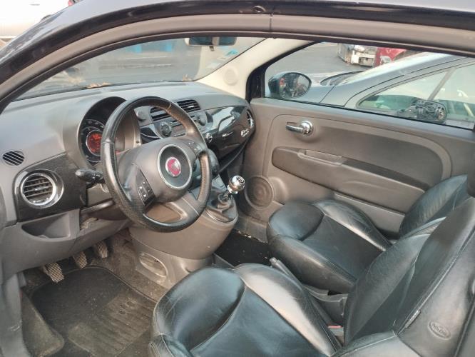 Image Eclairage de plafonnier - FIAT 500 2
