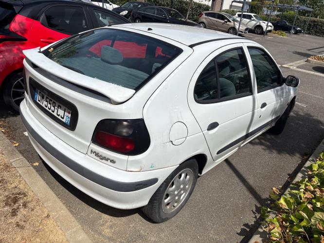 Image Retroviseur droit - RENAULT MEGANE 1