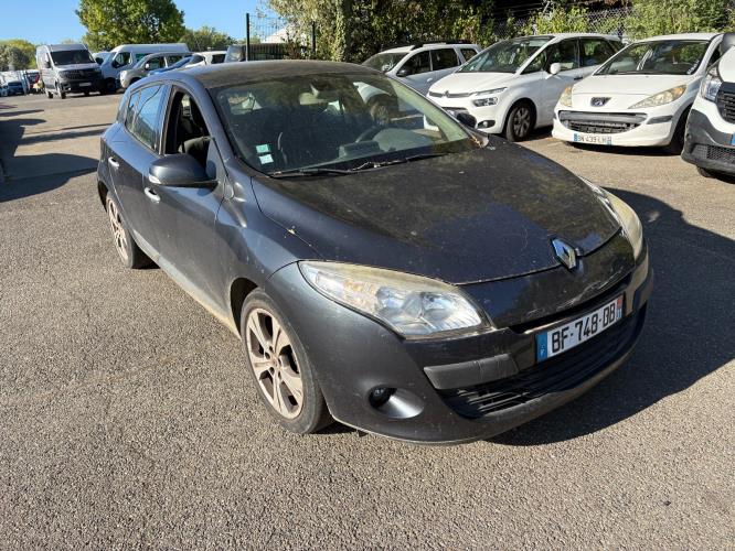 Image Feu arriere principal droit (feux) - RENAULT MEGANE 3