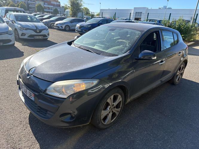 Image Feu arriere principal droit (feux) - RENAULT MEGANE 3