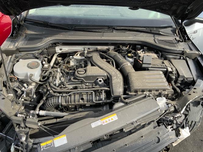 Image Plage arriere - VOLKSWAGEN GOLF 8 SW